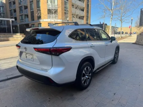Another view of 2023 TOYOTA HIGHLANDER XLE for sale in Arlington, VA at C&G Imports