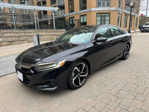 More photos of 2022 HONDA ACCORD SPORT at C&G Imports, VA