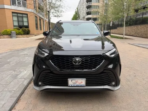 Photos of 2021 TOYOTA HIGHLANDER XSE for sale in Arlington, VA at C&G Imports