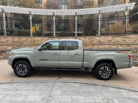 More photos of 2022 TOYOTA TACOMA TRD SPORT at C&G Imports, VA