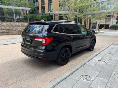 More photos of 2022 HONDA PILOT SE at C&G Imports, VA