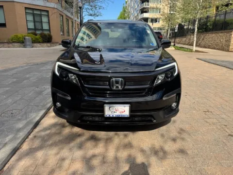 Photos of 2022 HONDA PILOT SE for sale in Arlington, VA at C&G Imports