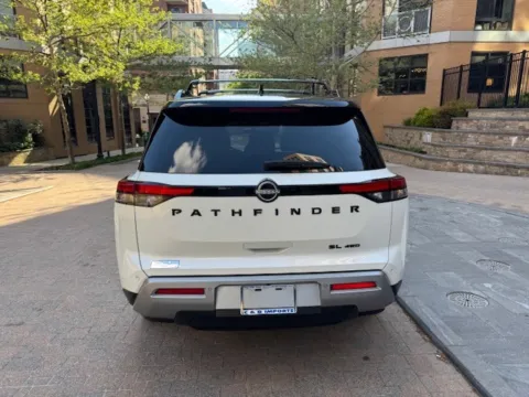 More photos of 2023 NISSAN PATHFINDER SL at C&G Imports, VA