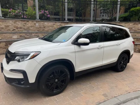 White 2022 HONDA PILOT SE for sale in Arlington, VA