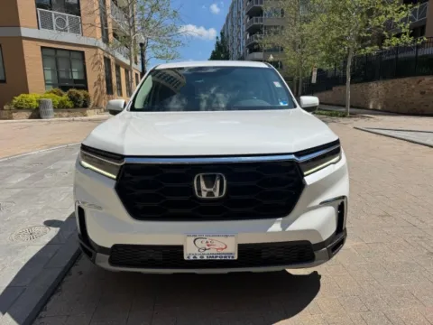 Photos of 2023 HONDA PILOT EX-L for sale in Arlington, VA at C&G Imports