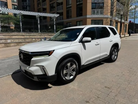 White 2023 HONDA PILOT EX-L for sale in Arlington, VA