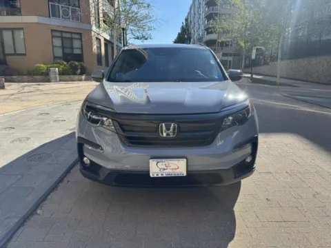Photos of 2022 HONDA PILOT SE for sale in Arlington, VA at C&G Imports