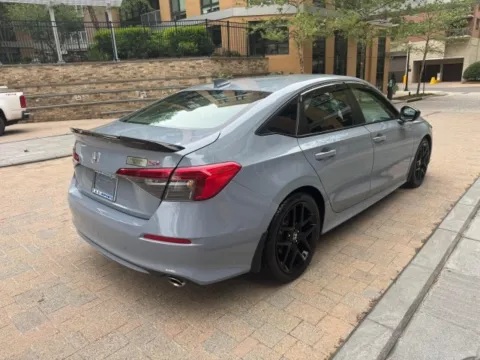 More photos of 2022 HONDA CIVIC SI at C&G Imports, VA