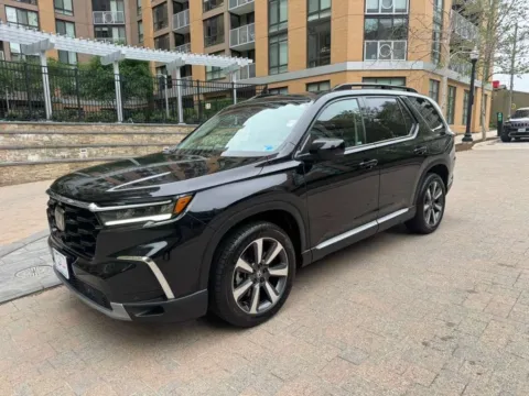 Black 2023 HONDA PILOT ELITE for sale in Arlington, VA