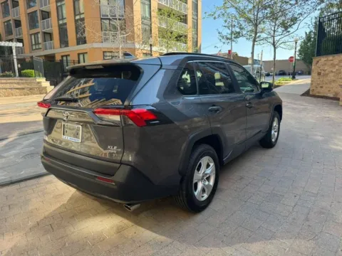 More photos of 2021 TOYOTA RAV4 XLE at C&G Imports, VA
