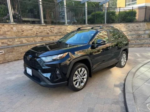 Black 2023 TOYOTA RAV4 XLE PREMIUM for sale in Arlington, VA