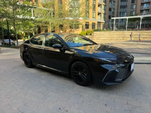 More photos of 2025 TOYOTA CAMRY HYBRID SE at C&G Imports, VA