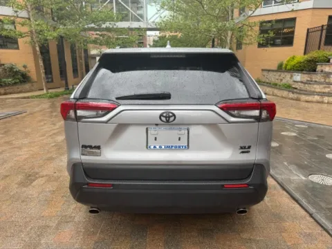More photos of 2020 TOYOTA RAV4 XLE at C&G Imports, VA
