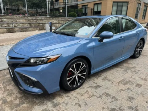 Blue 2024 TOYOTA CAMRY SE for sale in Arlington, VA