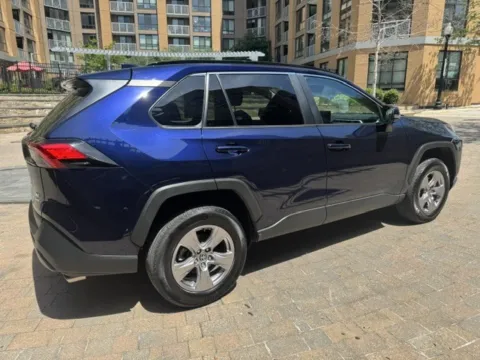 More photos of 2022 TOYOTA RAV4 XLE at C&G Imports, VA