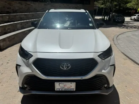 Photos of 2023 TOYOTA HIGHLANDER XSE for sale in Arlington, VA at C&G Imports