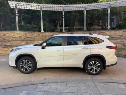 Another view of 2023 TOYOTA HIGHLANDER XLE for sale in Arlington, VA at C&G Imports