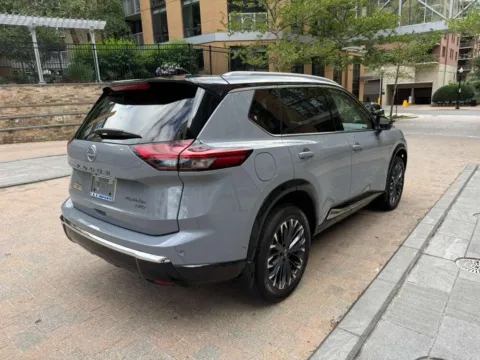 More photos of 2024 NISSAN ROGUE PLATINUM at C&G Imports, VA