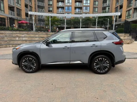 More photos of 2024 NISSAN ROGUE PLATINUM at C&G Imports, VA