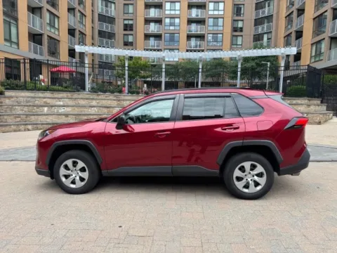More photos of 2021 TOYOTA RAV4 LE at C&G Imports, VA