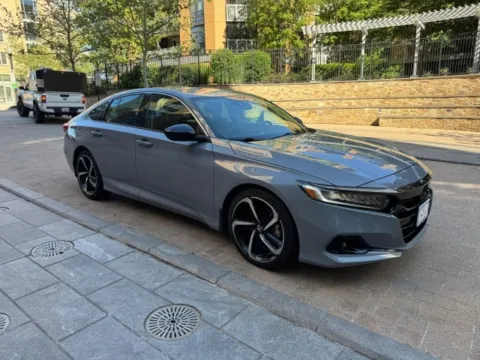 Another view of 2021 HONDA ACCORD SPORT SE for sale in Arlington, VA at C&G Imports