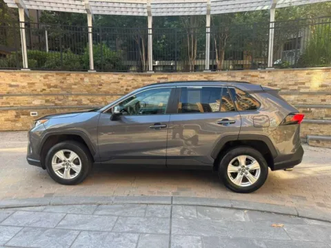 More photos of 2020 TOYOTA RAV4 XLE at C&G Imports, VA