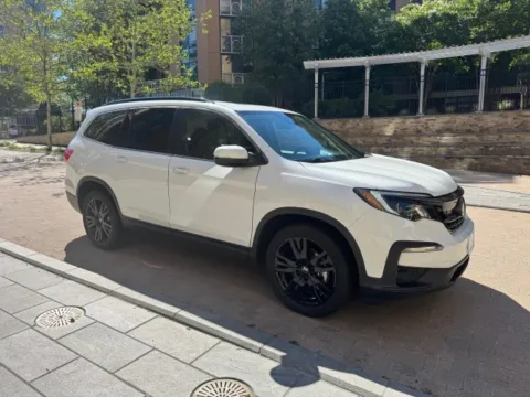 Another view of 2021 HONDA PILOT SE for sale in Arlington, VA at C&G Imports