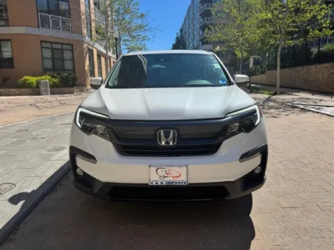 Photos of 2021 HONDA PILOT SE for sale in Arlington, VA at C&G Imports