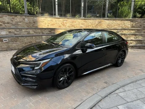 Black 2023 TOYOTA COROLLA SE for sale in Arlington, VA