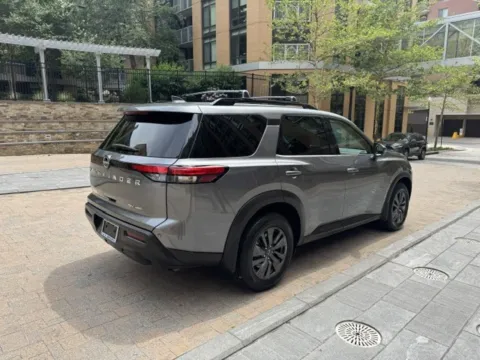More photos of 2022 NISSAN PATHFINDER SV at C&G Imports, VA