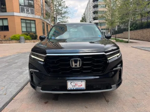 Photos of 2024 HONDA PILOT TOURING for sale in Arlington, VA at C&G Imports