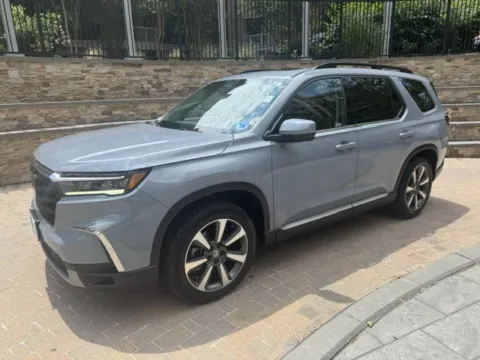Gray 2024 HONDA PILOT ELITE for sale in Arlington, VA
