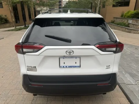 More photos of 2021 TOYOTA RAV4 LE at C&G Imports, VA