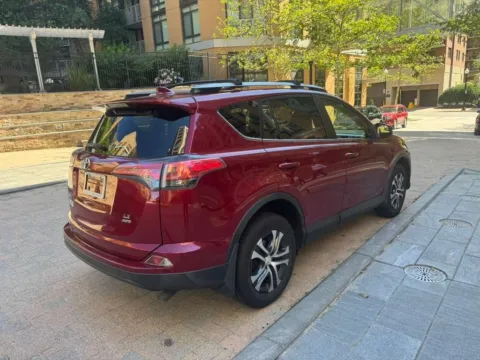 More photos of 2018 TOYOTA RAV4 LE at C&G Imports, VA