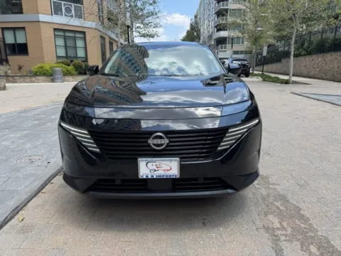 Photos of 2025 NISSAN MURANO SL for sale in Arlington, VA at C&G Imports