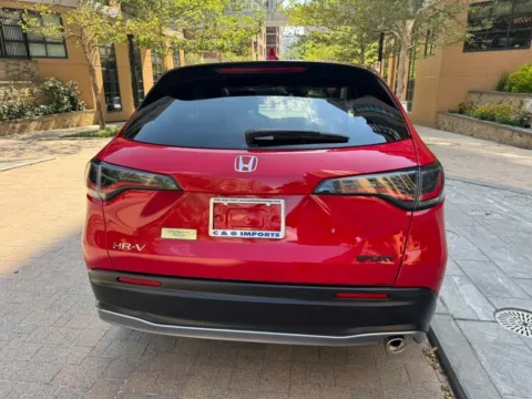 More photos of 2025 HONDA HR-V SPORT at C&G Imports, VA