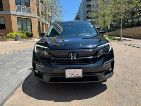 Photos of 2022 HONDA PILOT SE for sale in Arlington, VA at C&G Imports