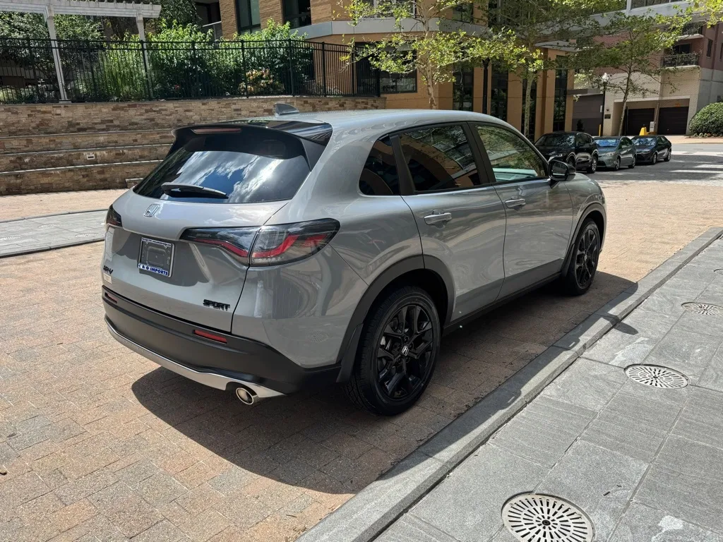 More photos of 2025 HONDA HR-V SPORT at C&G Imports, VA
