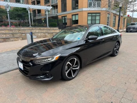 Black 2022 HONDA ACCORD SPORT SE for sale in Arlington, VA