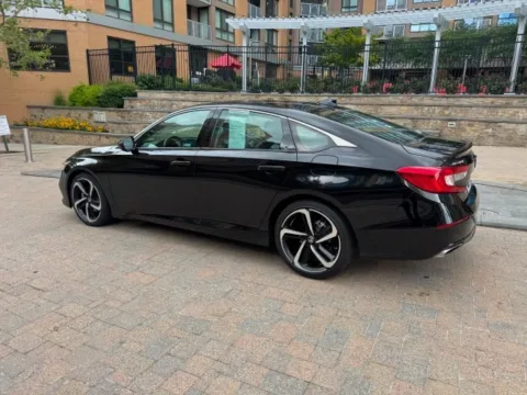 More photos of 2022 HONDA ACCORD SPORT SE at C&G Imports, VA