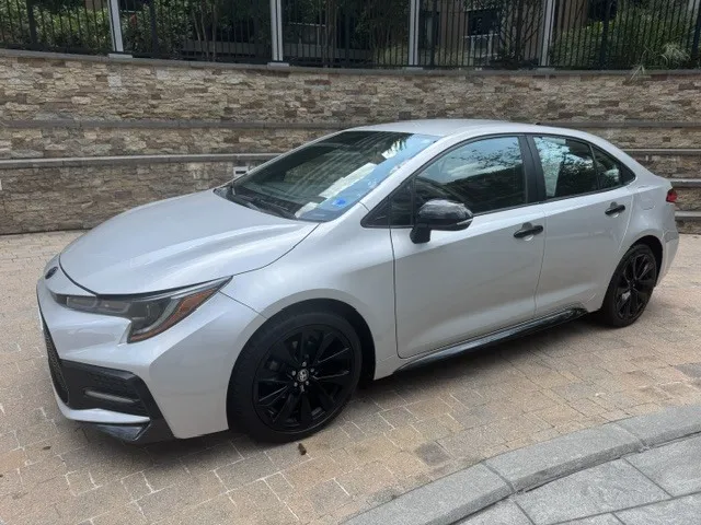 Silver 2021 TOYOTA COROLLA SE for sale in Arlington, VA