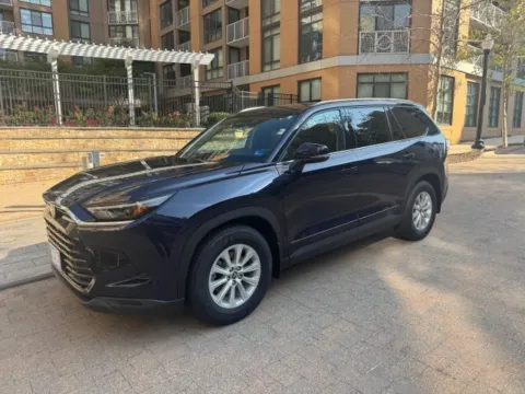 Blue 2024 TOYOTA GRAND HIGHLANDER XLE for sale in Arlington, VA