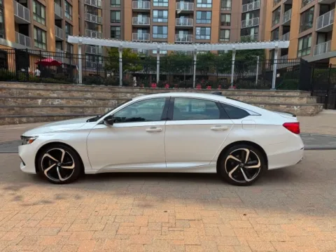 More photos of 2022 HONDA ACCORD SPORT at C&G Imports, VA