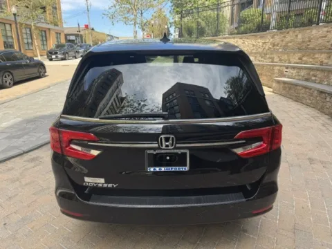 More photos of 2023 HONDA ODYSSEY EX-L at C&G Imports, VA