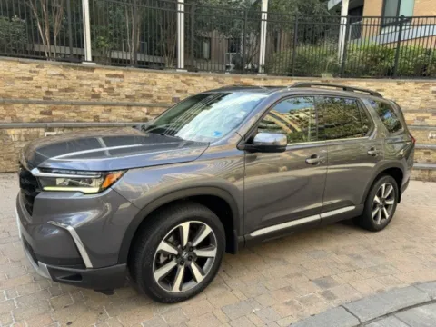 Gray 2023 HONDA PILOT TOURING for sale in Arlington, VA
