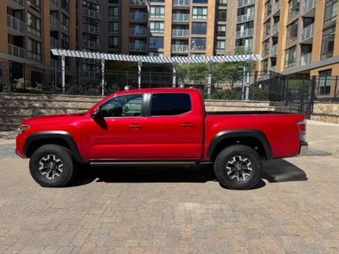 More photos of 2022 TOYOTA TACOMA TRD OFF-ROAD at C&G Imports, VA