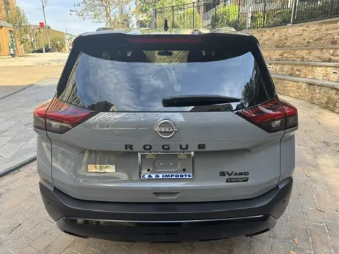 More photos of 2023 NISSAN ROGUE SV at C&G Imports, VA