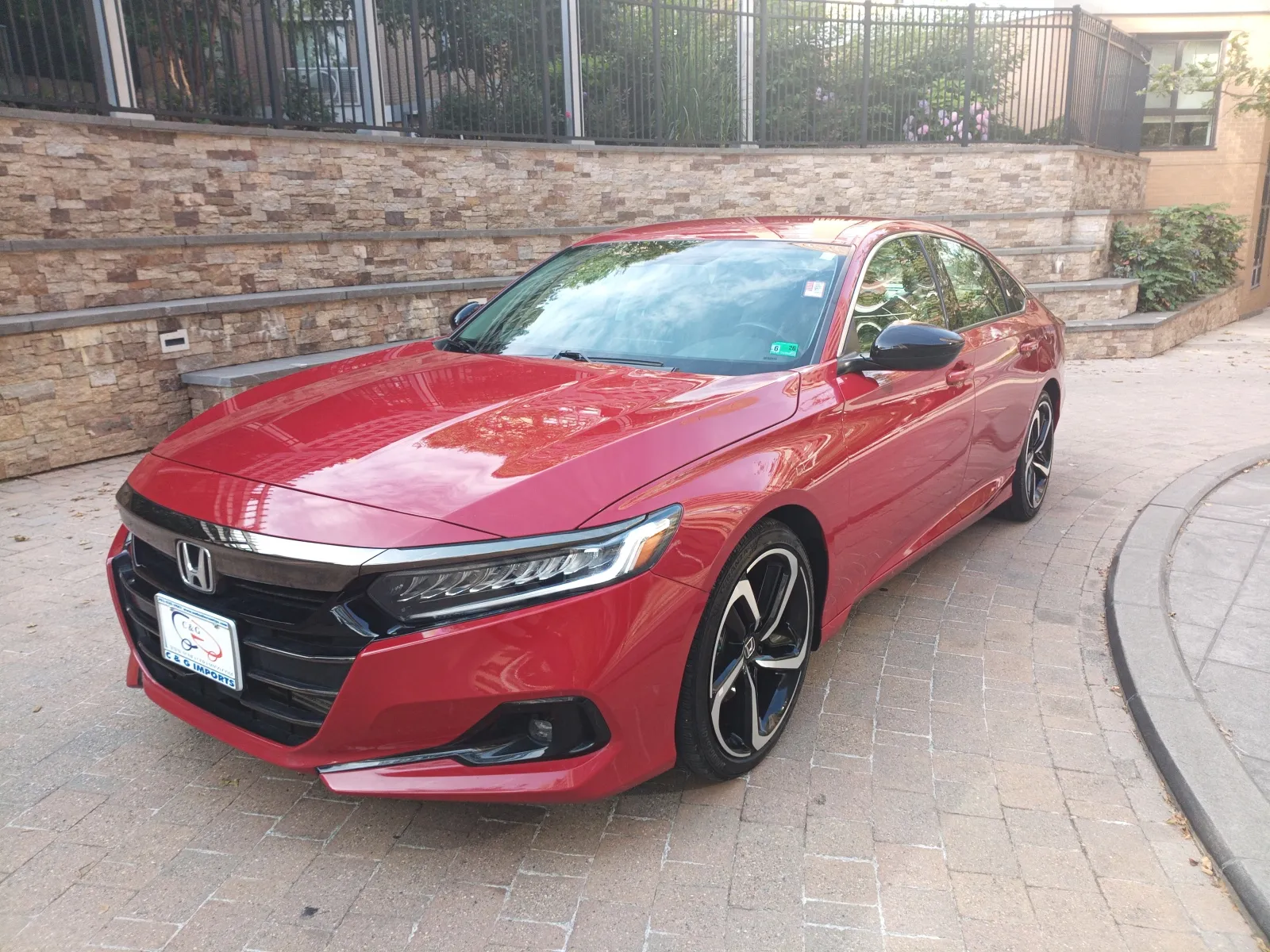 Red 2021 HONDA ACCORD SPORT SE for sale in Arlington, VA