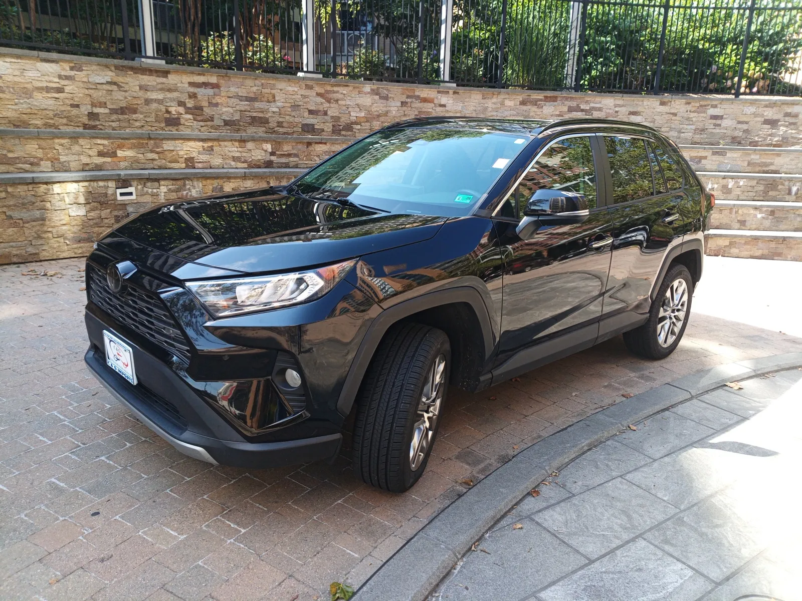 Black 2021 TOYOTA RAV4 LIMITED for sale in Arlington, VA