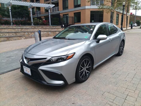 Silver 2021 TOYOTA CAMRY SE for sale in Arlington, VA